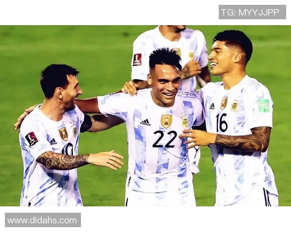 马丁内斯的传奇人生与足球生涯的辉煌成就探秘